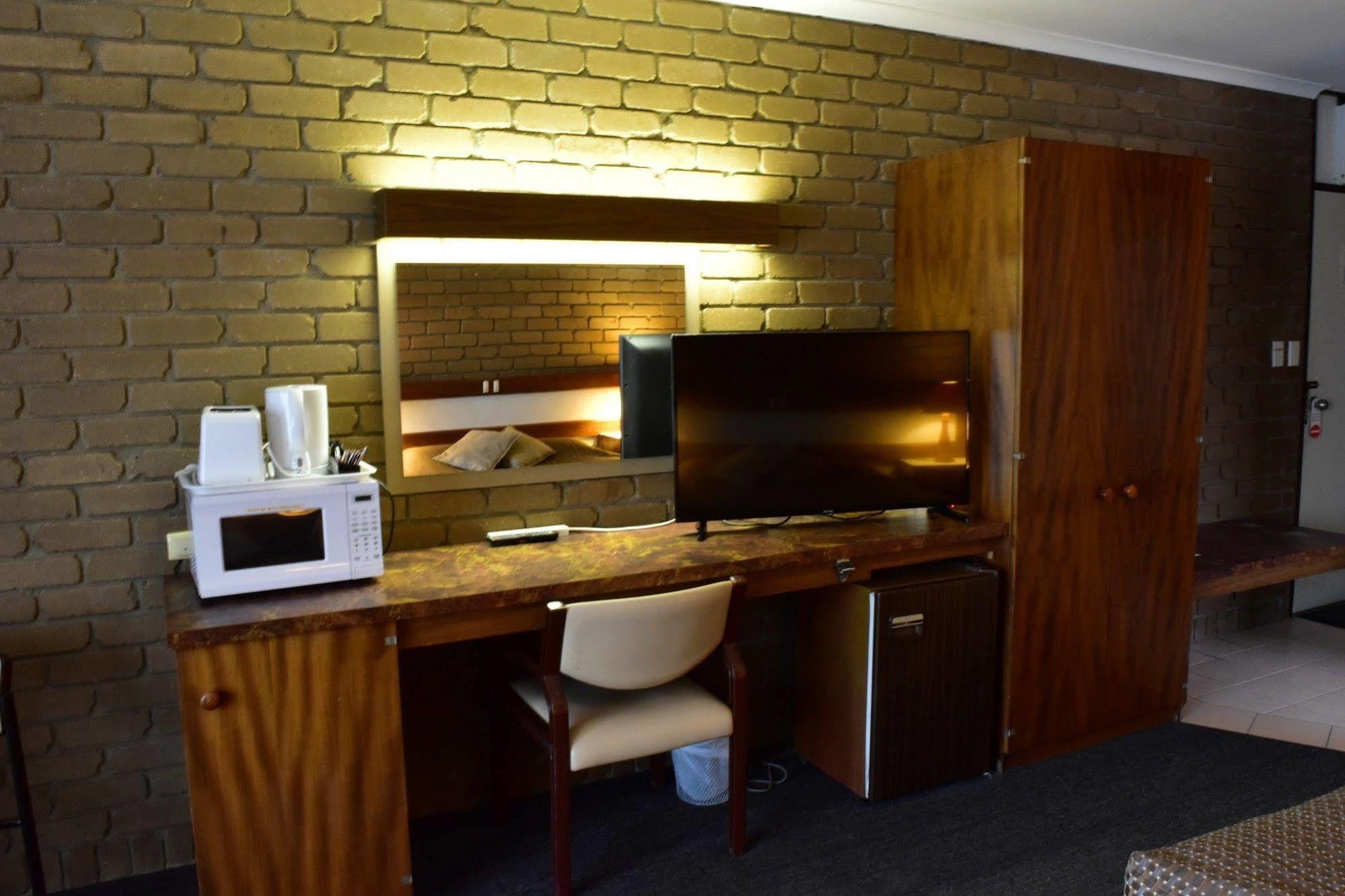 The Black Bull Motel Traralgon Kültér fotó